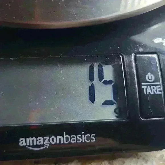 Vintage Gold-toned metal mesh Dangle chandelier style earrings - Picture 10 of 16